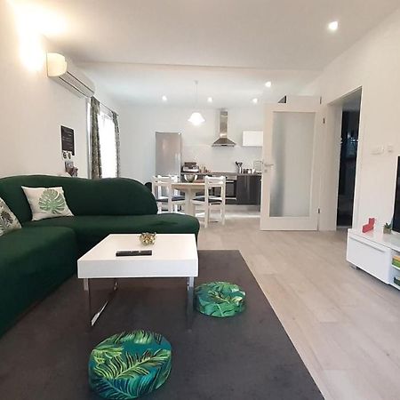 Apartment Ela تروغير المظهر الخارجي الصورة