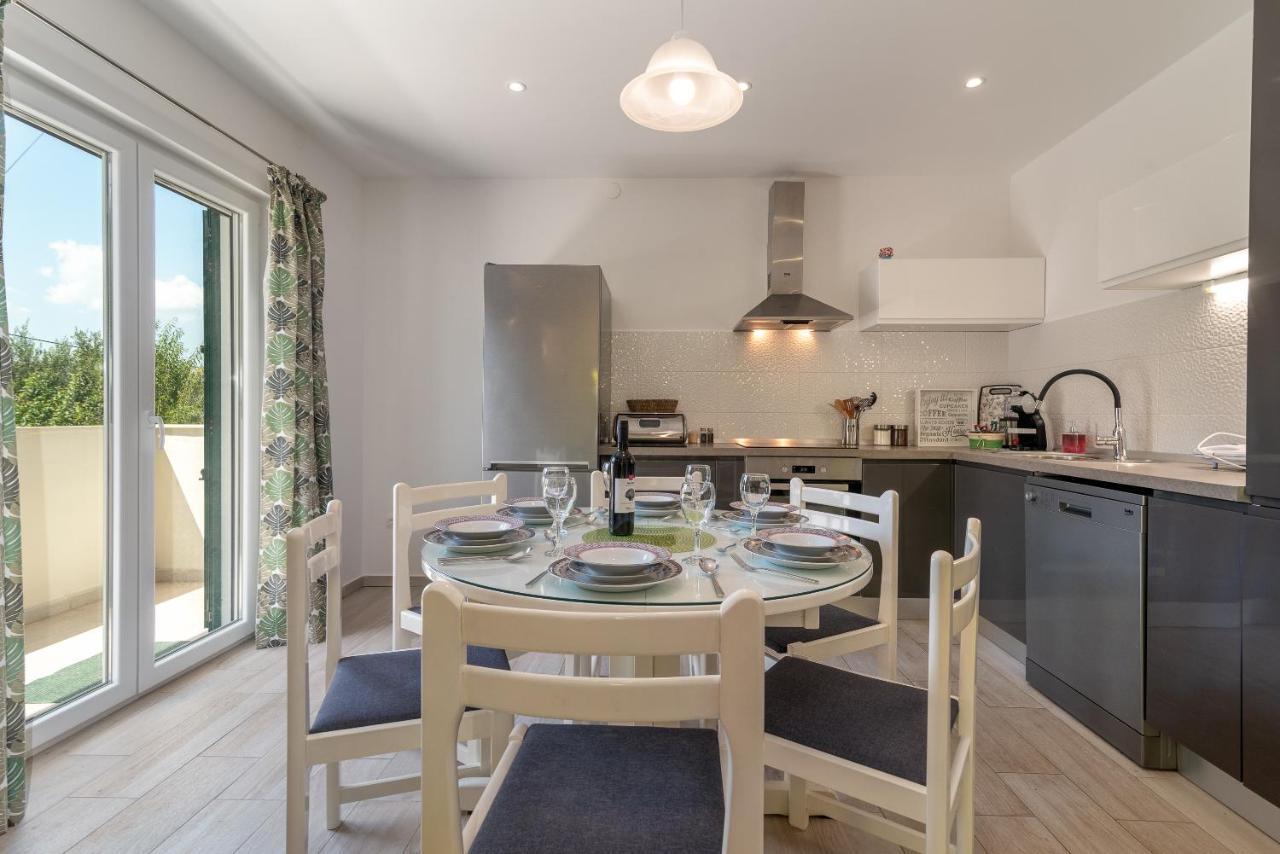 Apartment Ela تروغير المظهر الخارجي الصورة