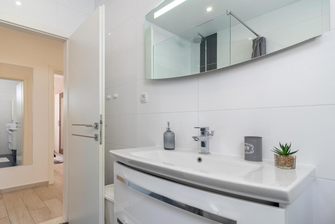 Apartment Ela تروغير المظهر الخارجي الصورة